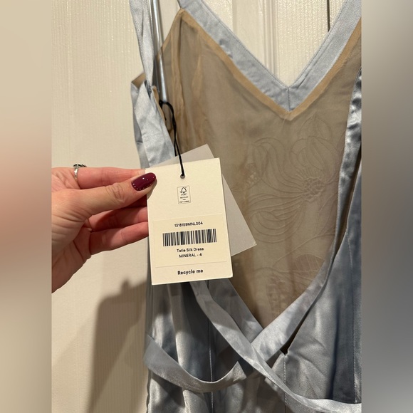 Reformation Tatie Silk Dress - Picture 6 of 9